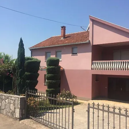 Nyaraló Lira Blagaj