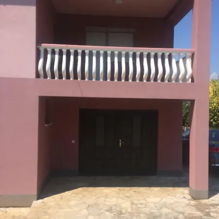 Lira Nyaraló Blagaj